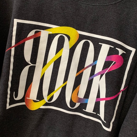 Sweater - Picture 2 of 3